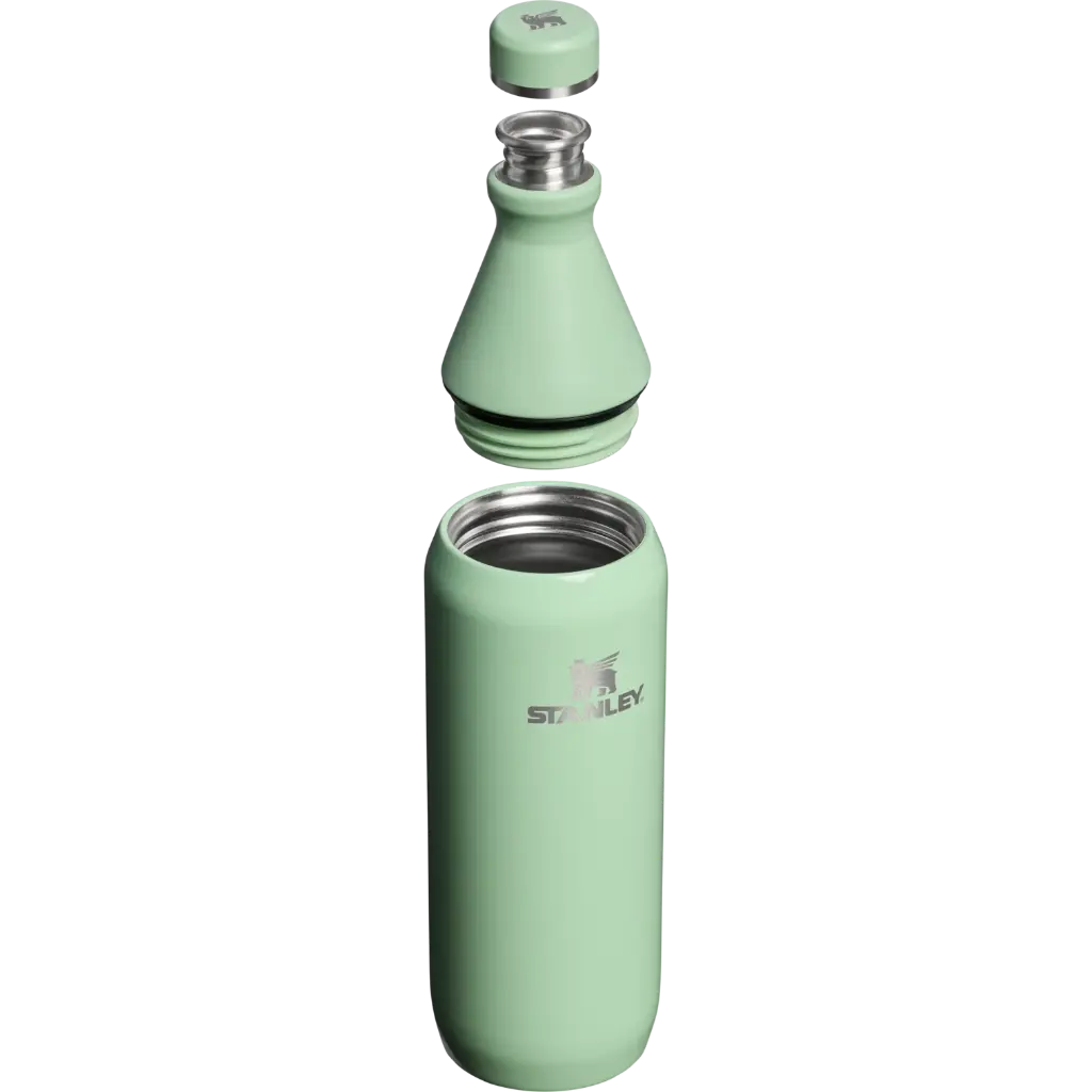 Web_PNG_Square-TheAllDaySlimBottle20OZ-Pistachio-HeroExploded.webp